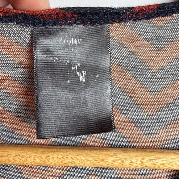 Agnes and Dora Chevron Print Midi Dress Size Extra Small Blue Red Pockets - Picture 6 of 14